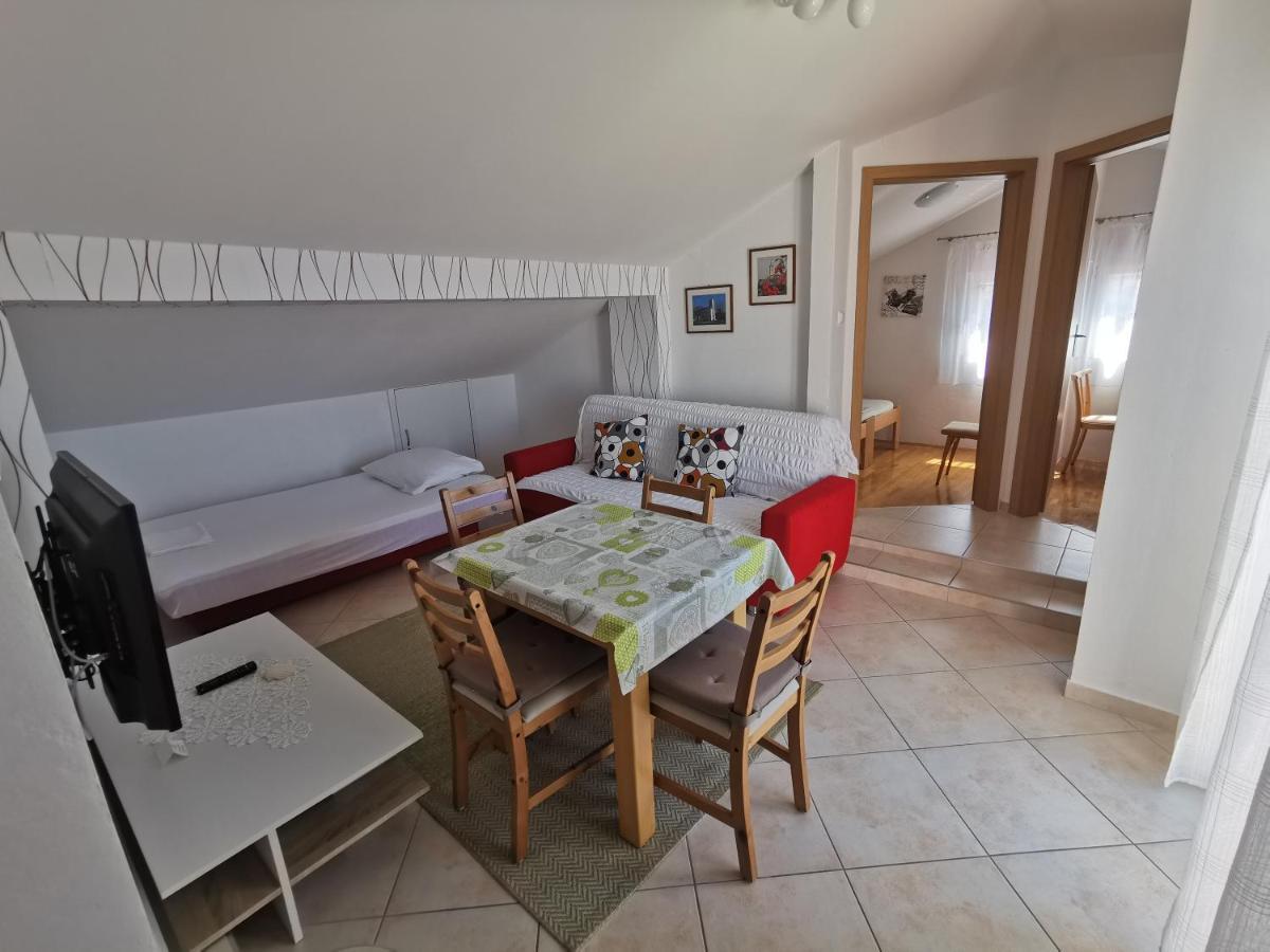 Villa Clara Apartments Kvarner ノヴィ・ヴィノドロスキー エクステリア 写真