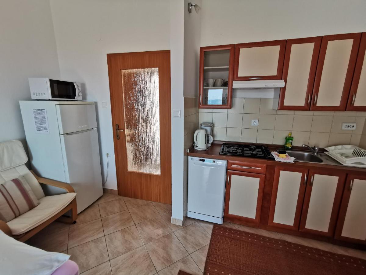 Villa Clara Apartments Kvarner ノヴィ・ヴィノドロスキー エクステリア 写真