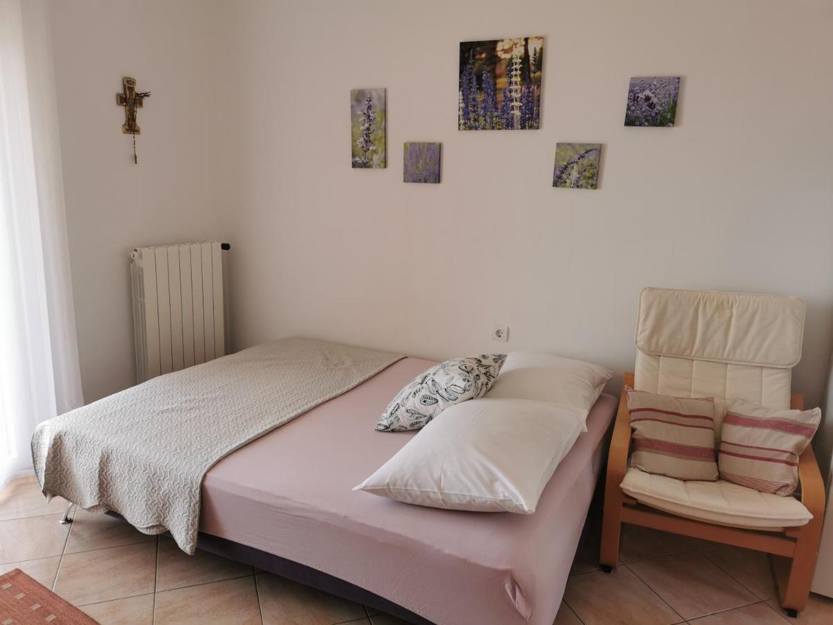 Villa Clara Apartments Kvarner ノヴィ・ヴィノドロスキー エクステリア 写真