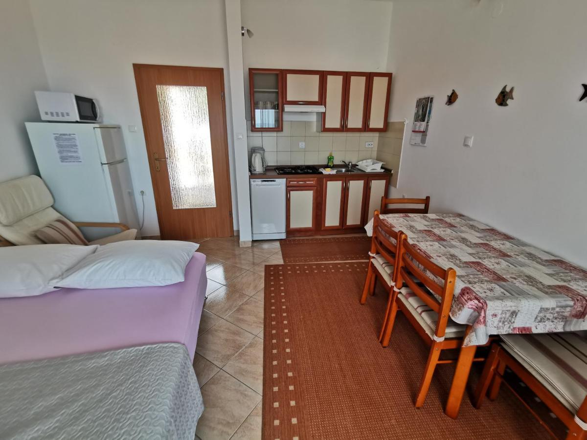 Villa Clara Apartments Kvarner ノヴィ・ヴィノドロスキー エクステリア 写真