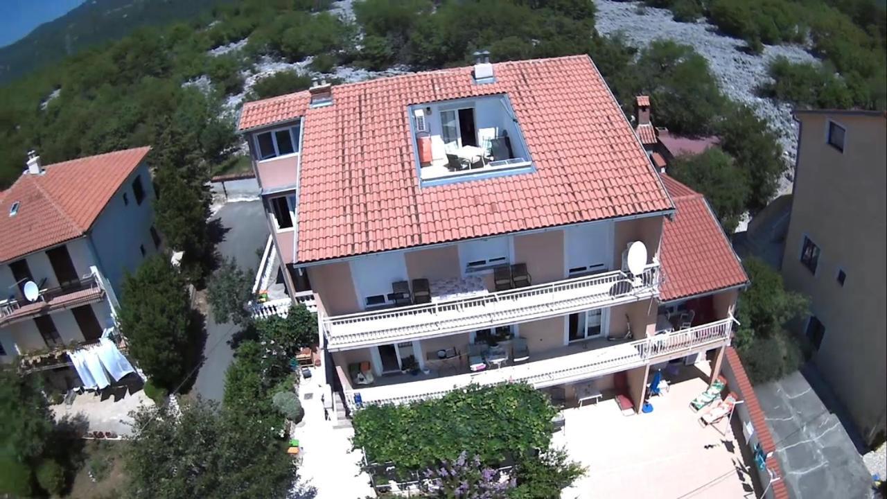 Villa Clara Apartments Kvarner ノヴィ・ヴィノドロスキー エクステリア 写真
