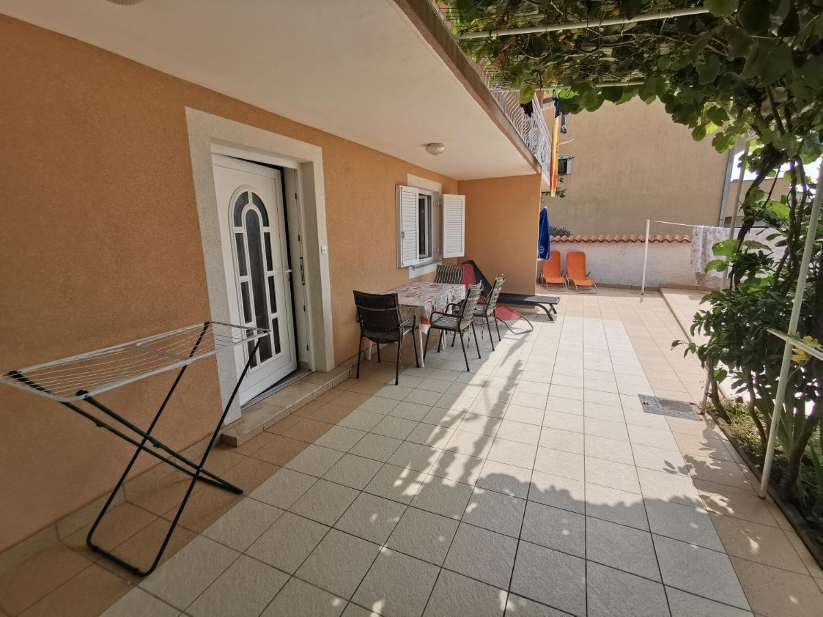 Villa Clara Apartments Kvarner ノヴィ・ヴィノドロスキー エクステリア 写真