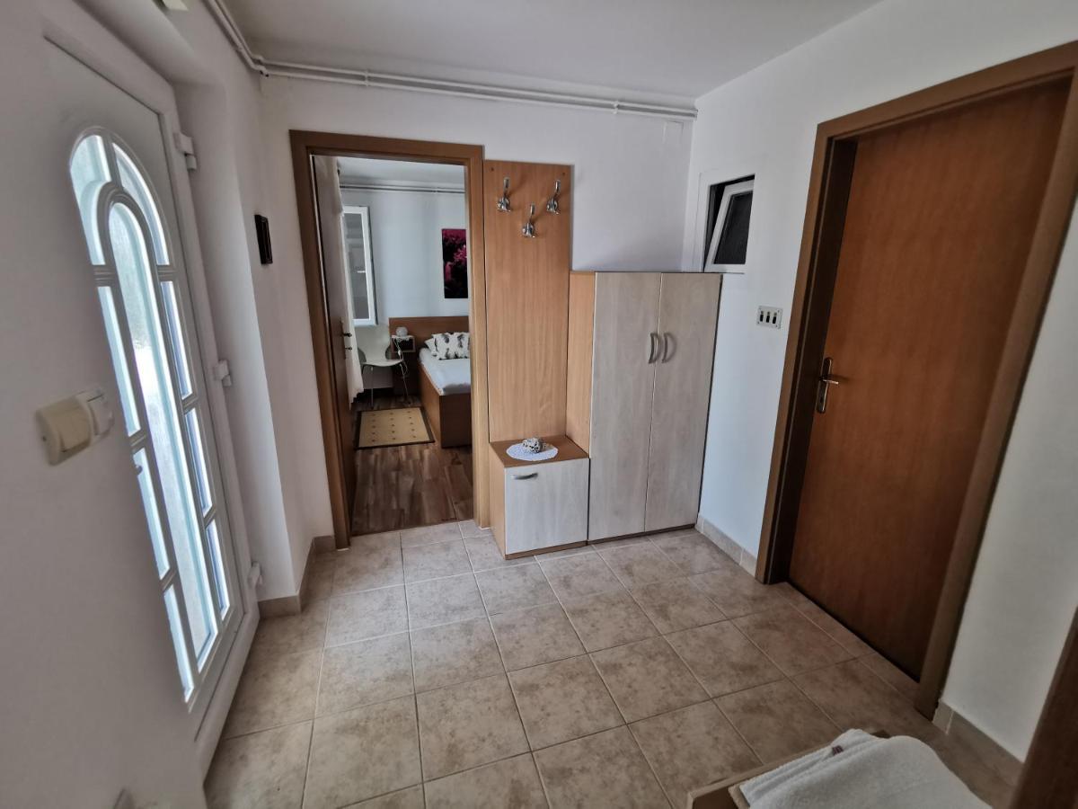 Villa Clara Apartments Kvarner ノヴィ・ヴィノドロスキー エクステリア 写真